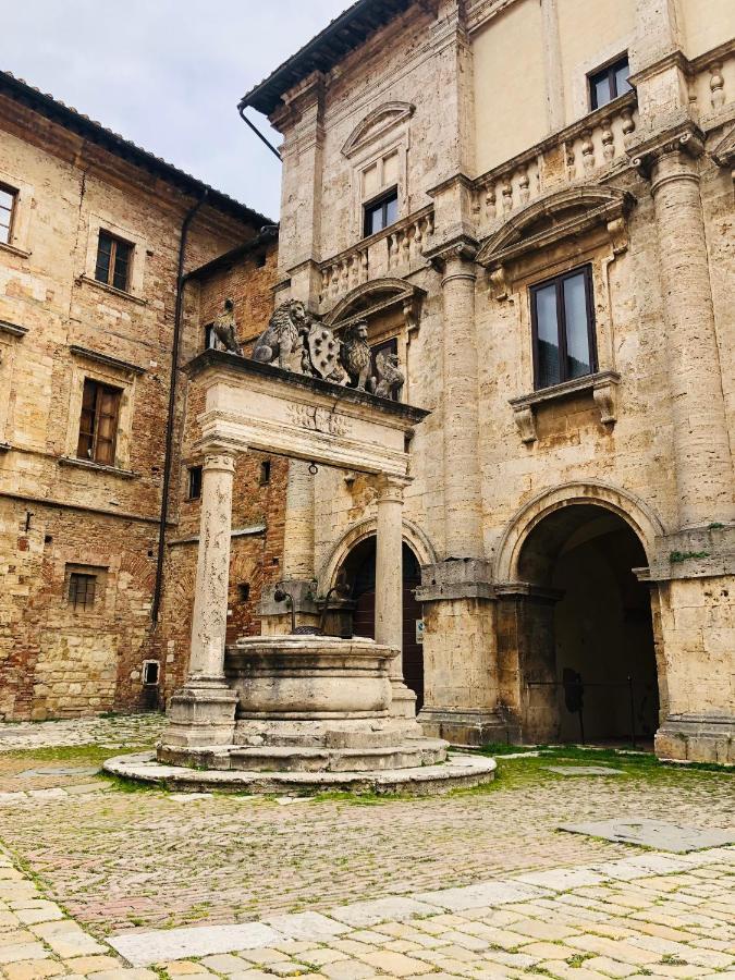 A Due Passi Da Piazza Grande Montepulciano Exterior photo